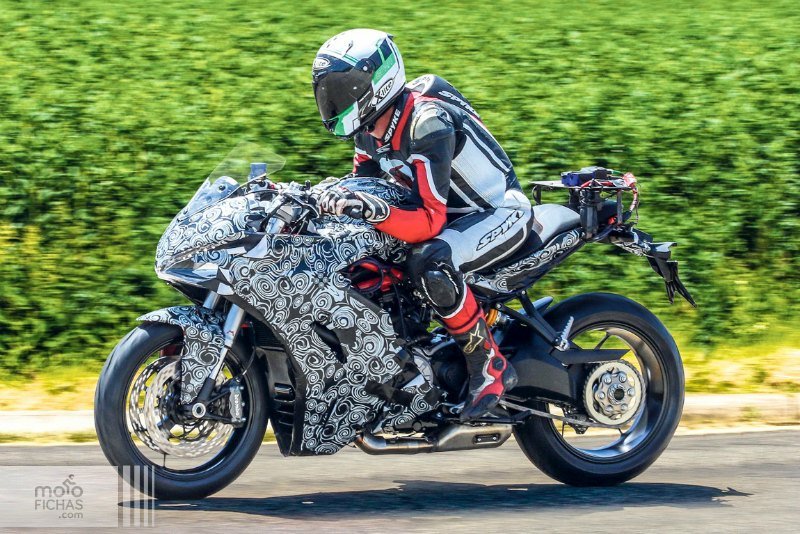 Fotos Ducati 939 Super Sport 2017 ¡Cazada!