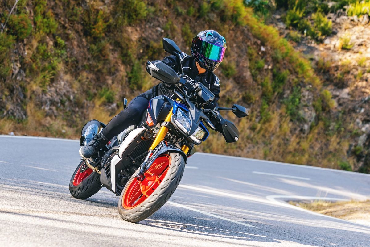 Fotos Prueba TVS RR 310, RTR 310 y Ronin 250 (Vídeo)