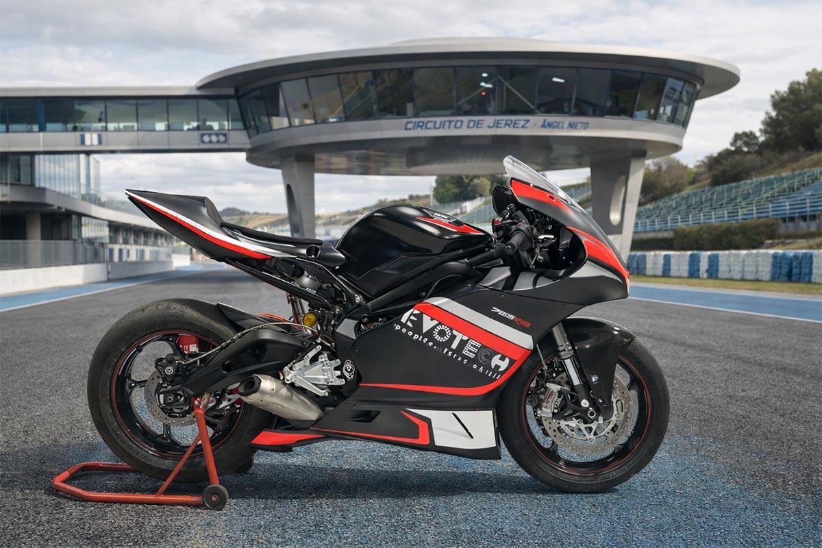 Fotos Nace la Copa Triumph: carreras con sabor británico, pero en España