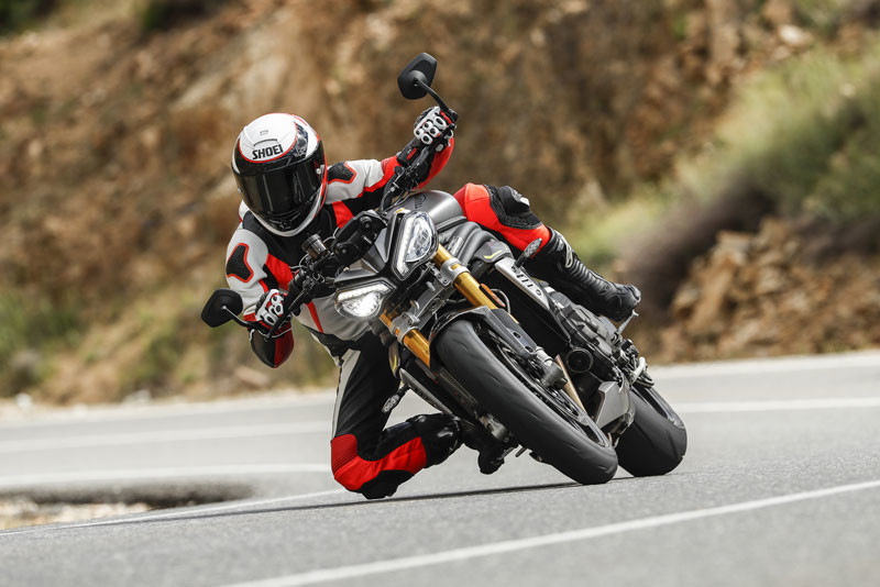 Fotos del desarrollo del motor Triumph Moto2 - FórmulaMoto