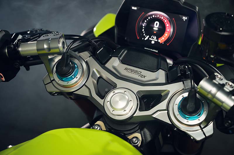 triumph speed triple 1200 rx 2025 05