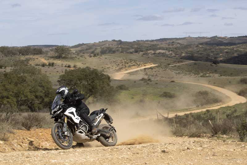 triumph tiger 1200 rally accion off road 04