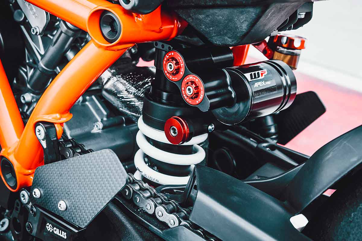 Fotos WP Apex Pro: suspensiones premium para las KTM 1290 Super Duke R y 890 Duke R