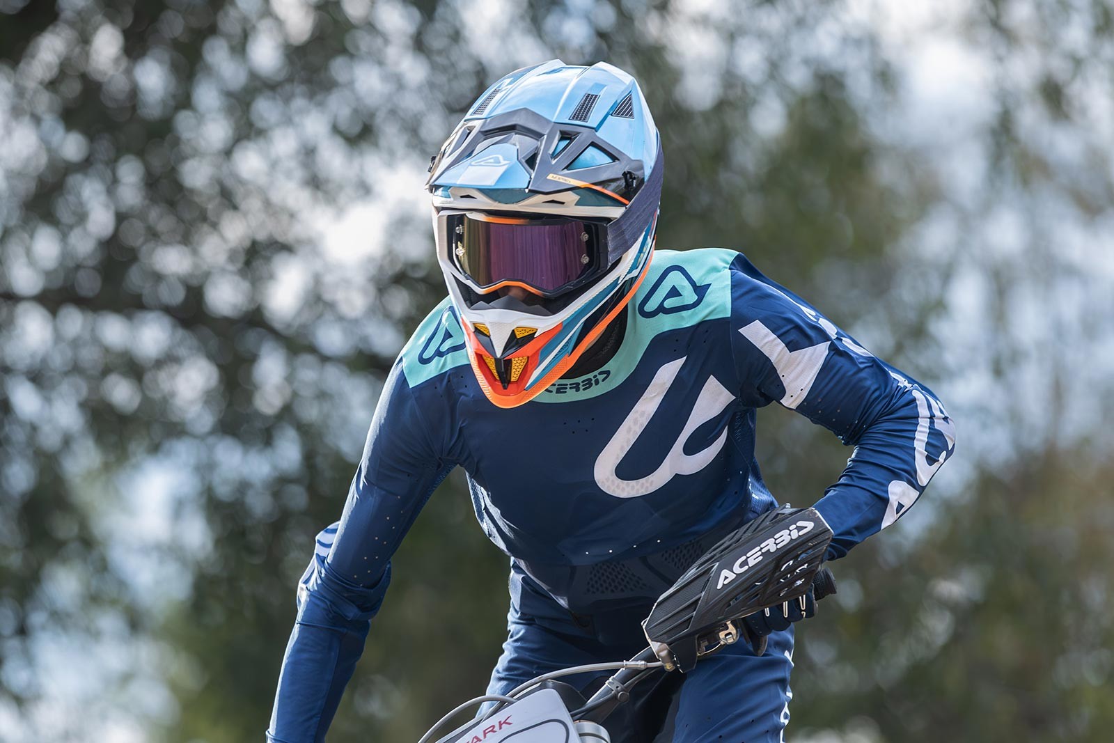 Fotos Acerbis desvela sus novedades en todas las gamas para 2025