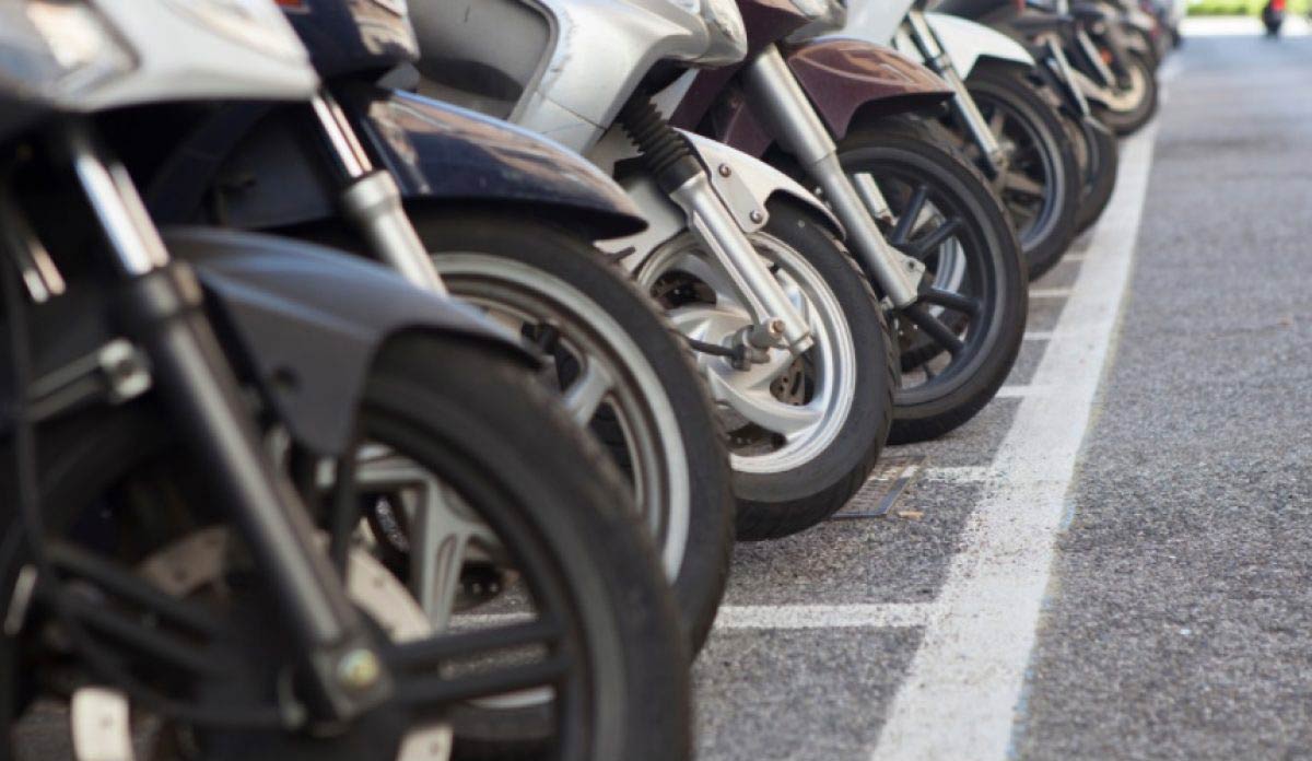 Fotos Objetivo, 25.000 plazas de aparcamiento para moto 
