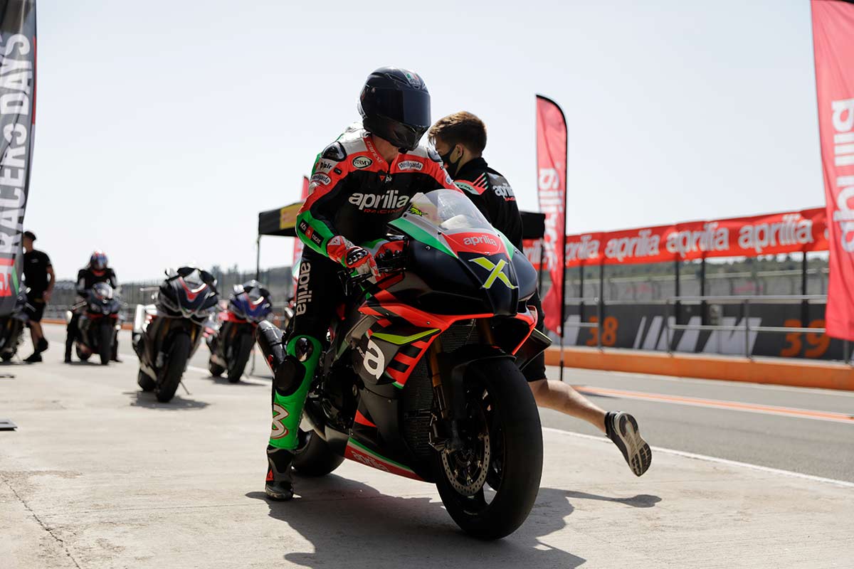 Fotos Éxito total de los Aprilia Racers Days   