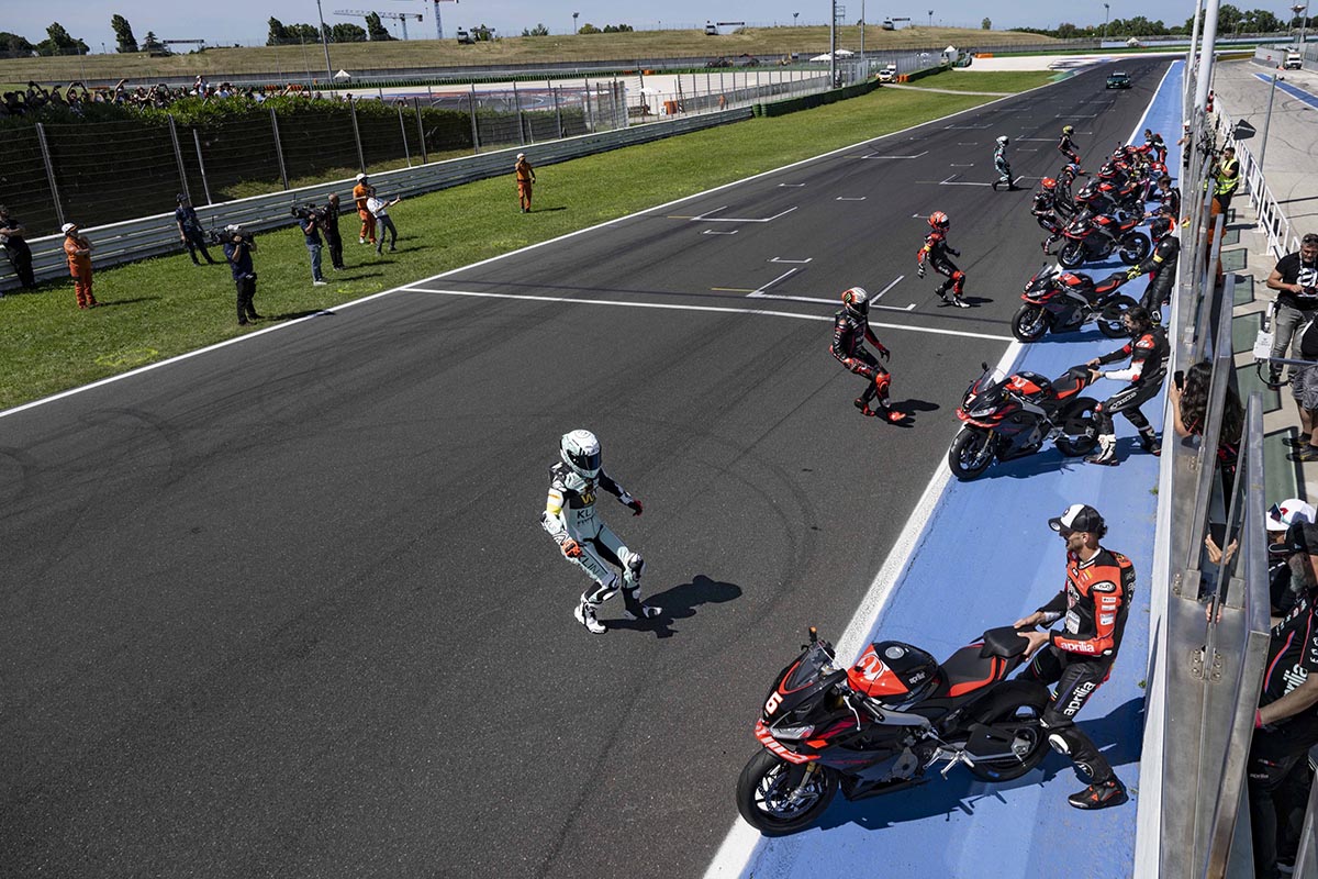 aprilia rs 660 factory record 3