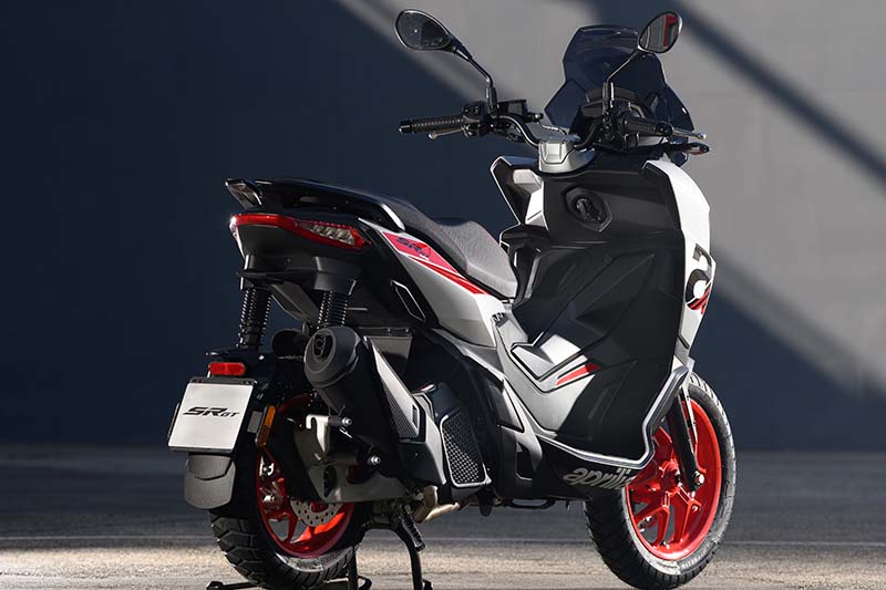 aprilia sr gt 125 2025 02
