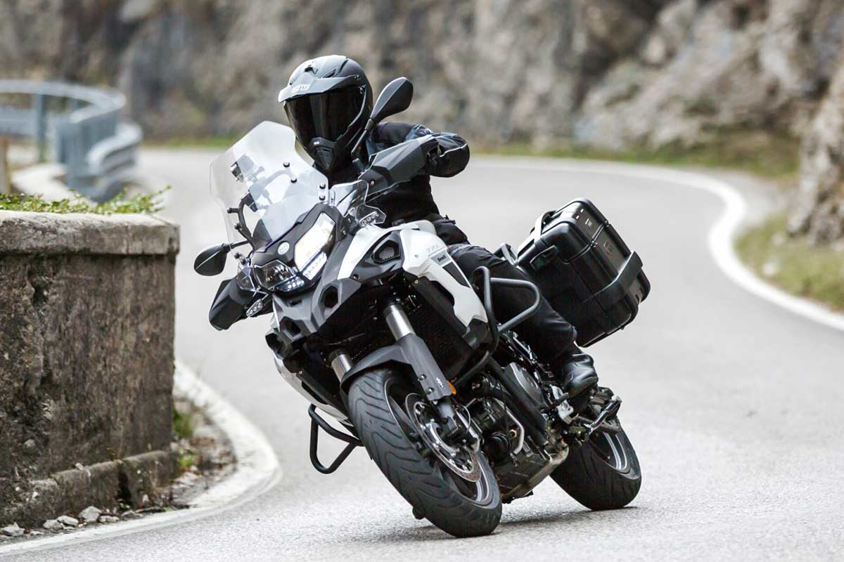 Fotos Benelli TRK 502 2020: descuentos y promociones