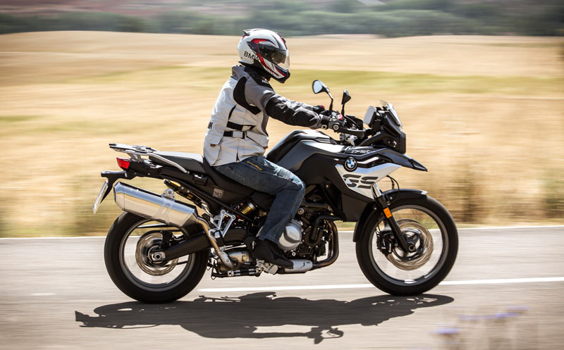bmw f 750 gs prueba accion recta