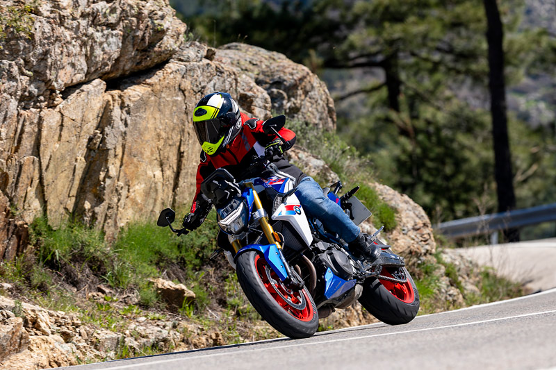 prueba bmw f 900 r xr 2025 10