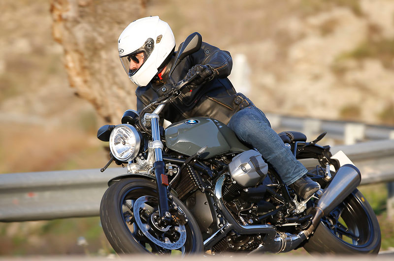 la BMW R nineT Pure es una estupenda moto para todo bmw r ninet pure p1