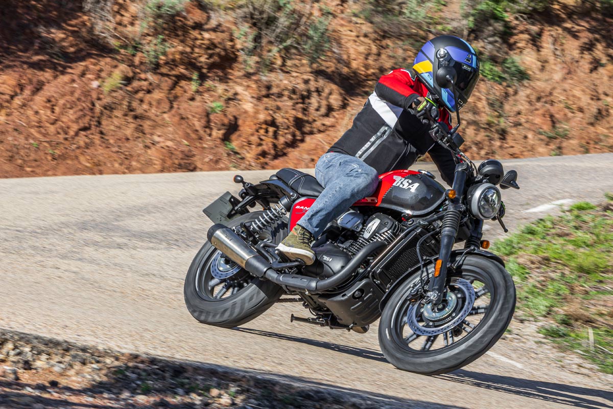 bsa bantam 350 2025 prueba accion 3