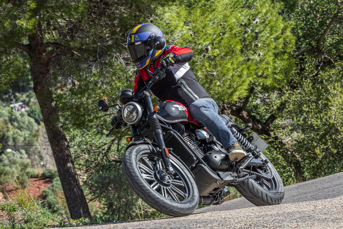bsa bantam 350 2025 prueba accion 4