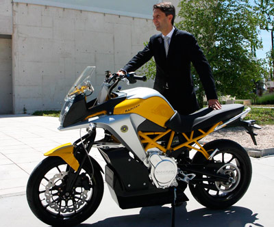 Fotos El embajador austriaco visita el Centro de Innovación de Bultaco