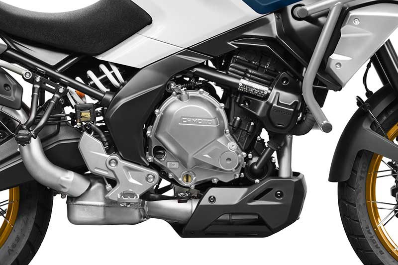cfmoto 700mt 2025 03