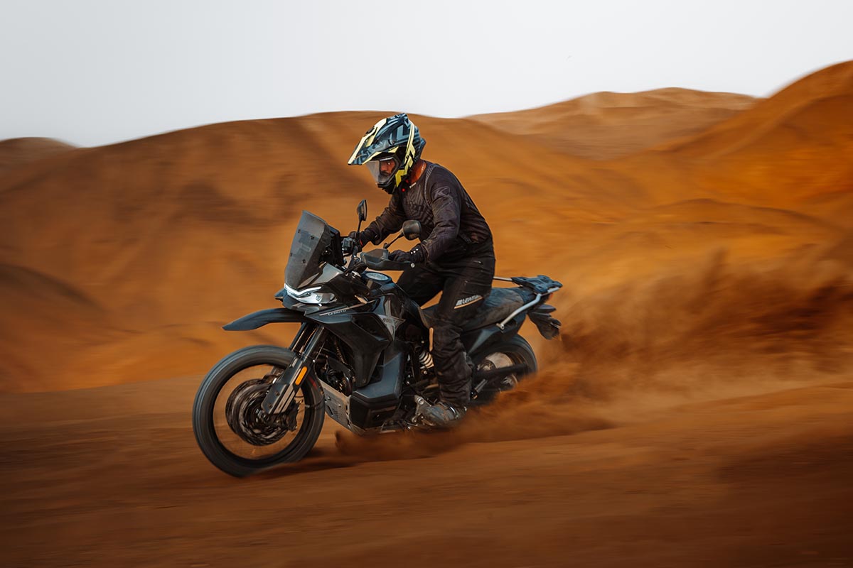 cfmoto 800mt x noticia precio 2