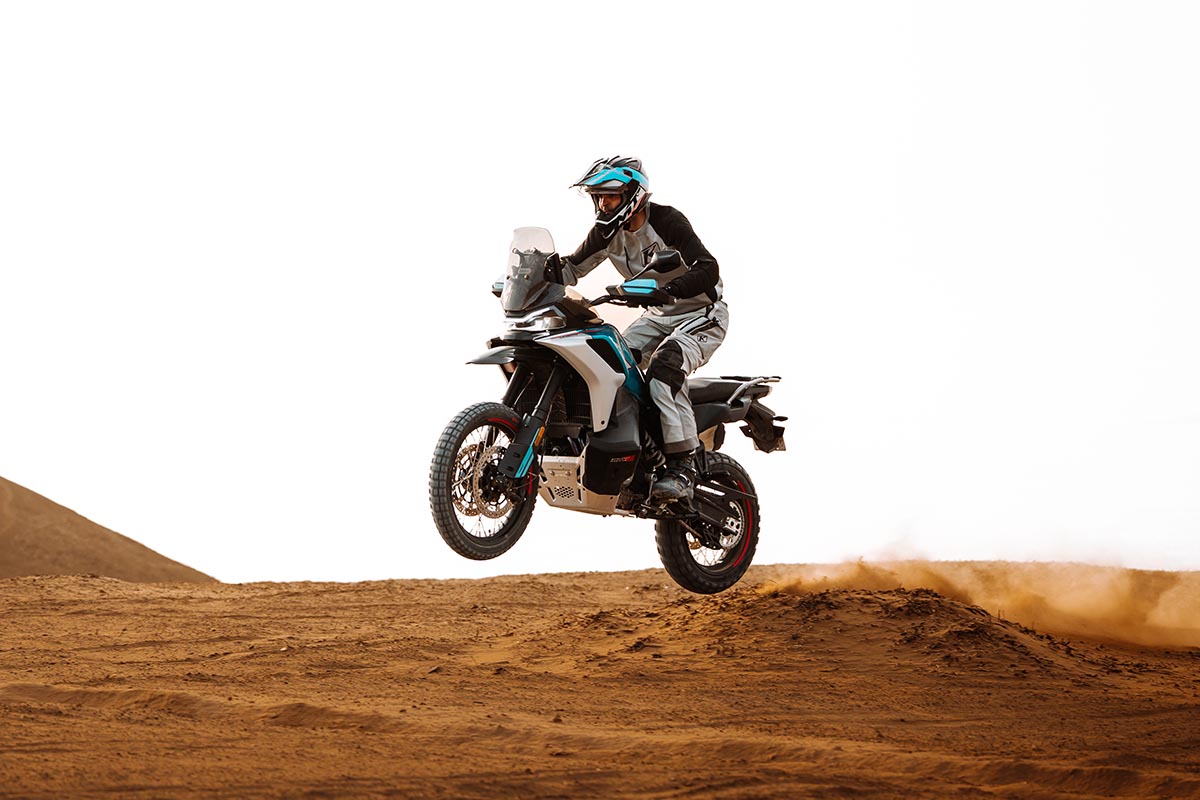 cfmoto 800mt x noticia precio 4