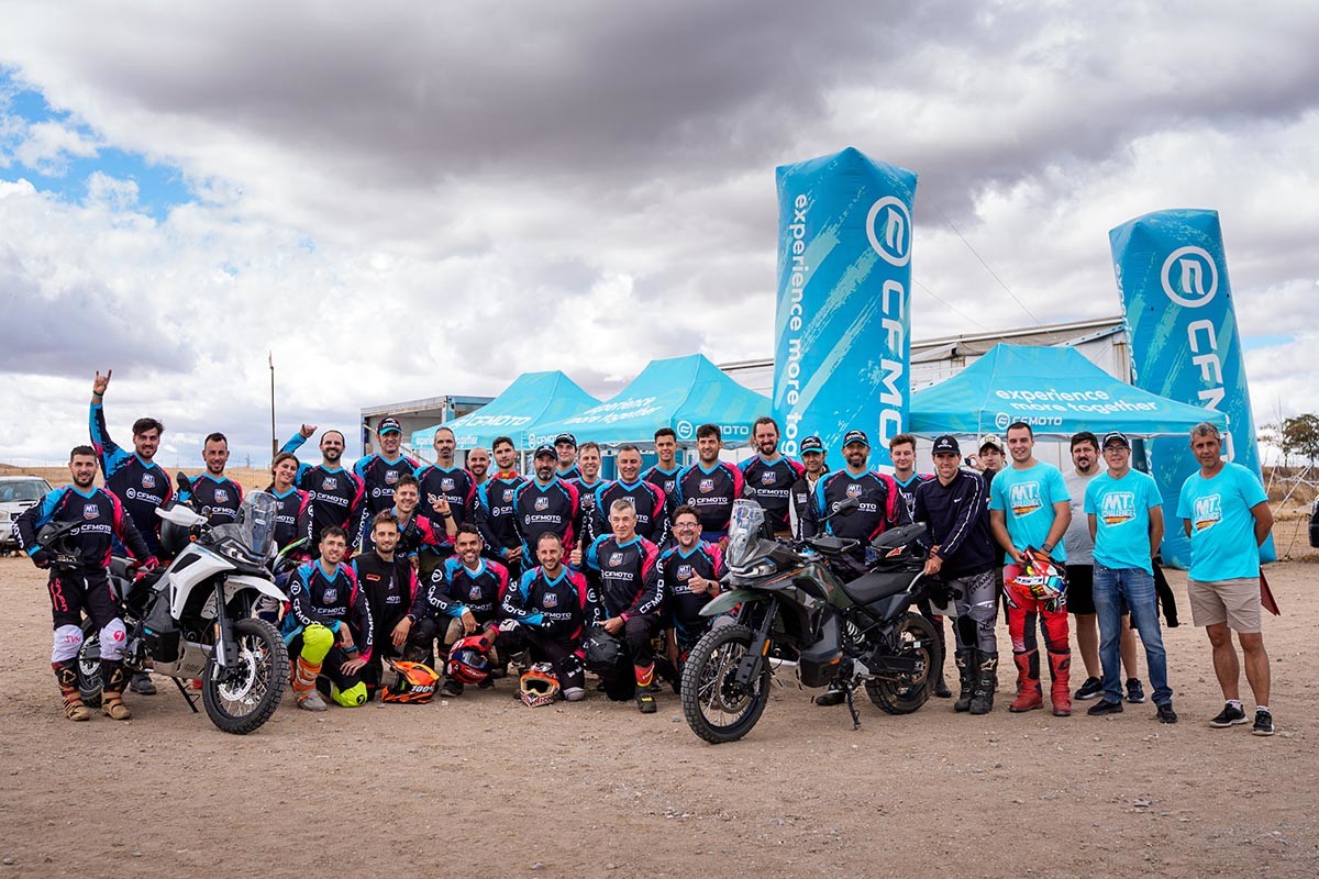 Fotos 80 pilotos y 20 países llegan a Huelva para disputar la Final Global del CFMOTO MT Challenge