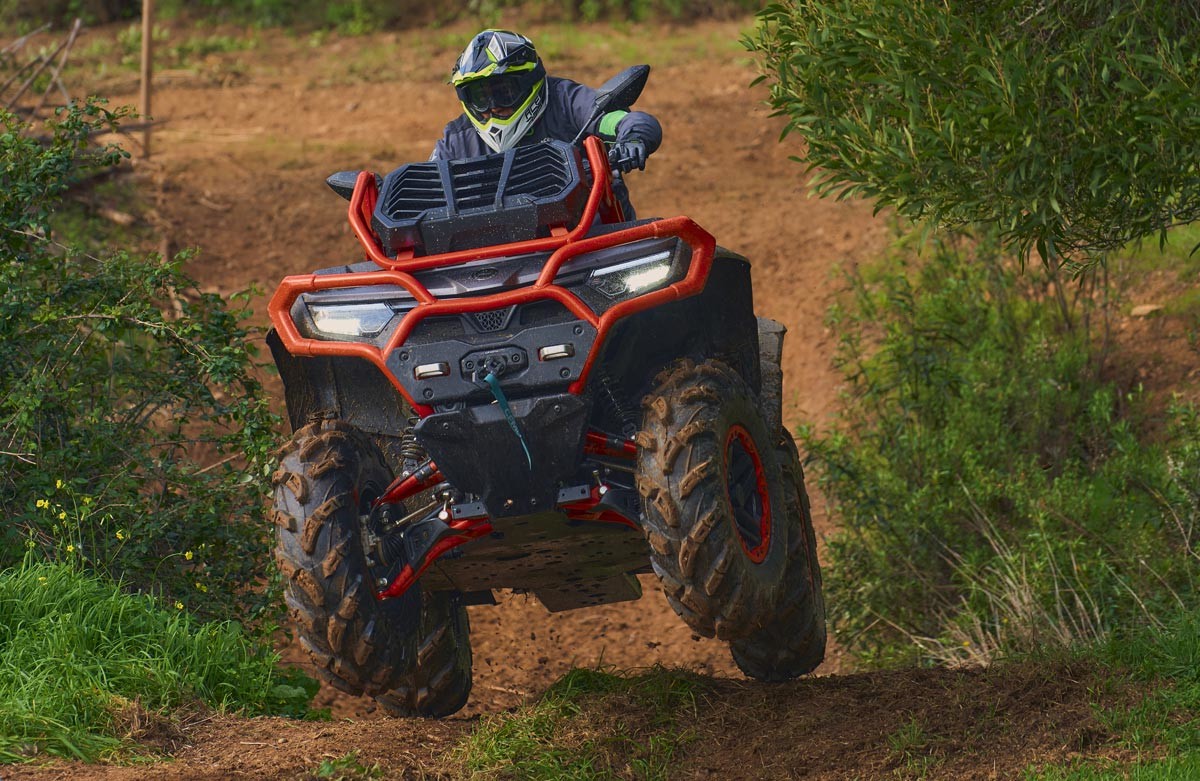 Fotos Prueba CFMoto CForce 1000 MV 2025