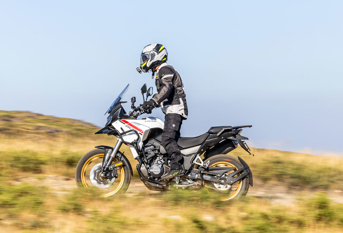 prueba cyclone rx600 accion 2