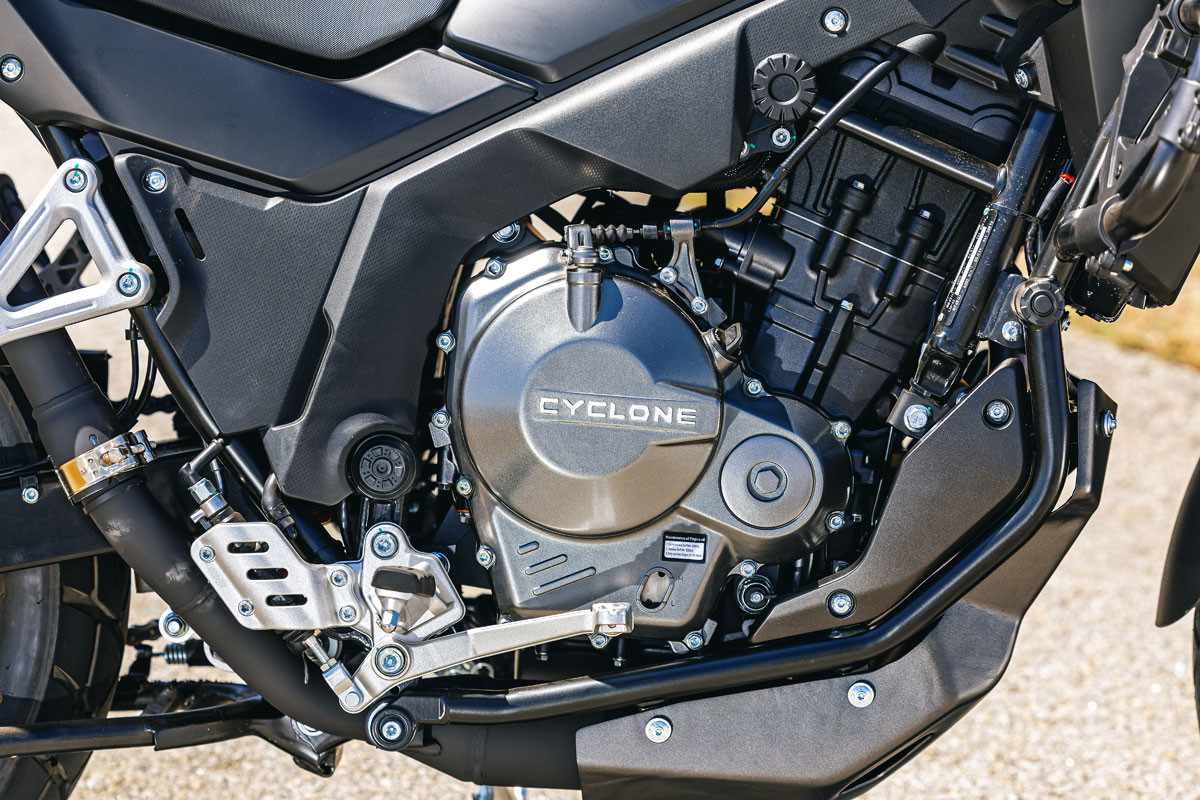 prueba cyclone rx600 detalles 2