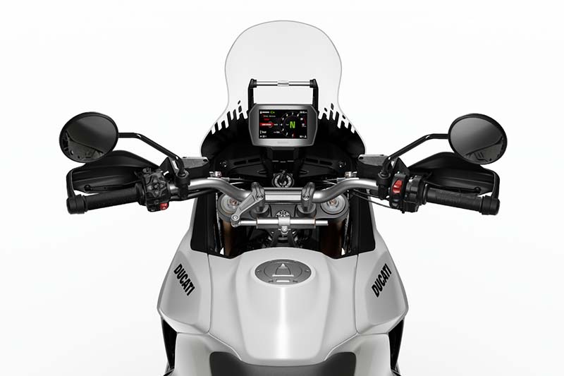 ducati desertx 2026 04