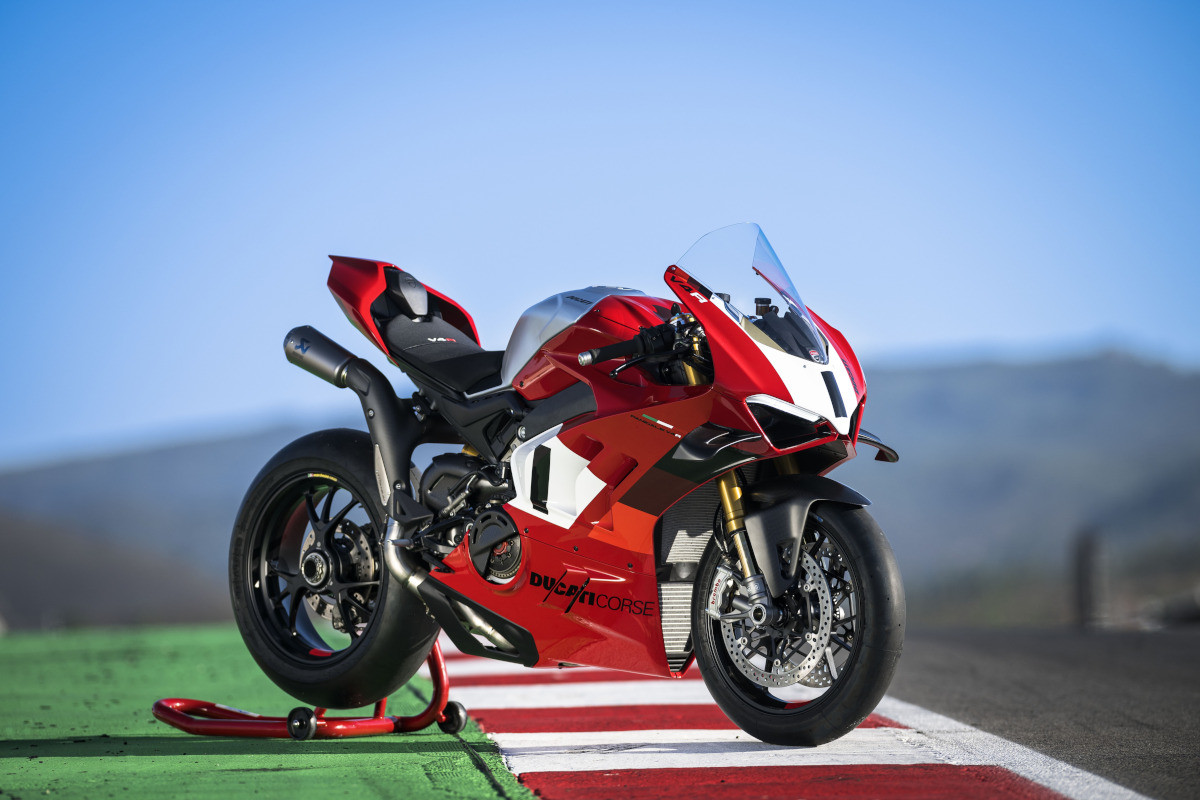 Ducati Panigale V4 R: 240 cv y con auténtica alma de WSBK (image)