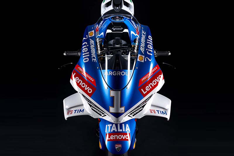 ducati panigale v4 tricolore italia 2025 05