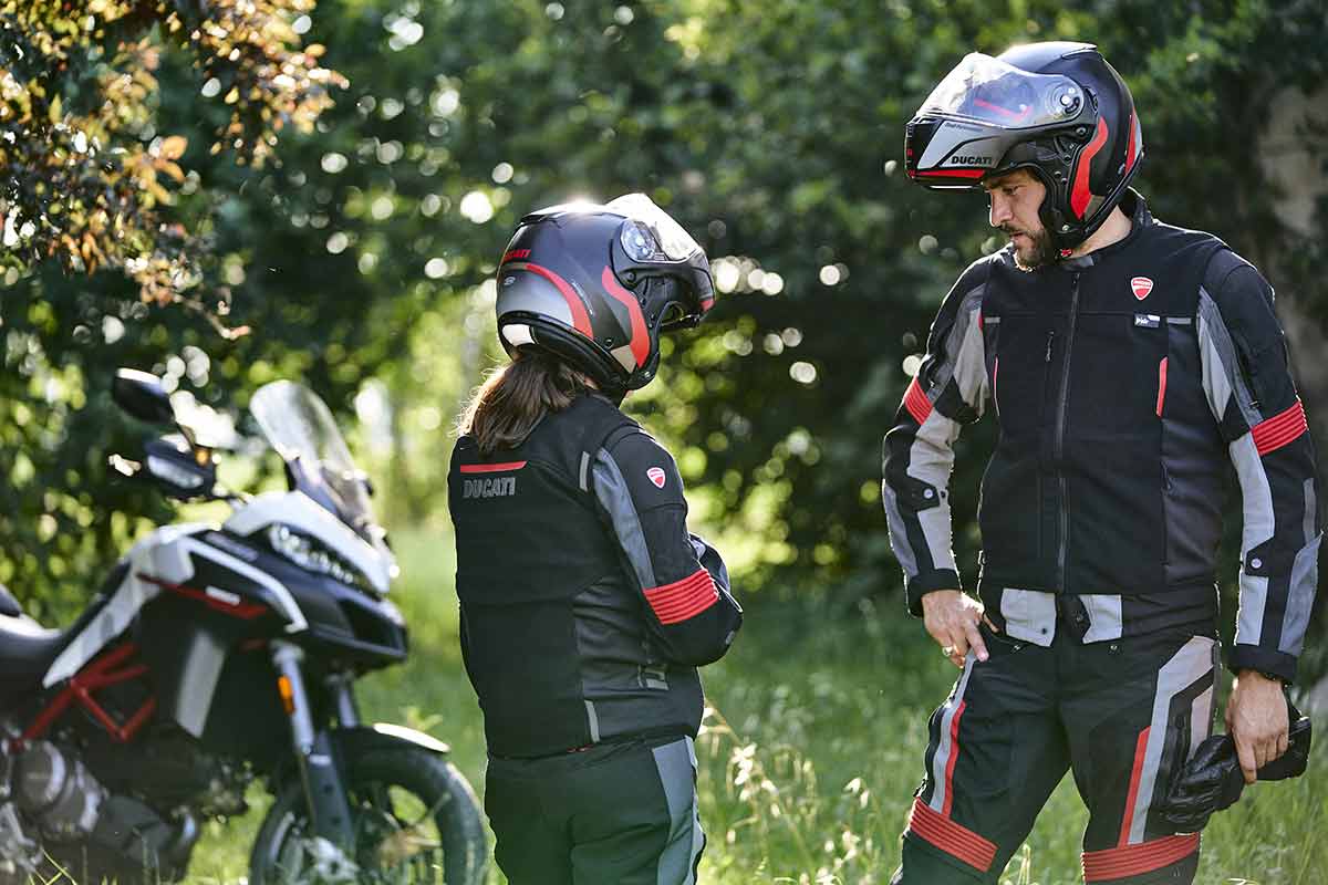 Ducati Smart Jacket: chaleco con airbag (VIDEO) (image)
