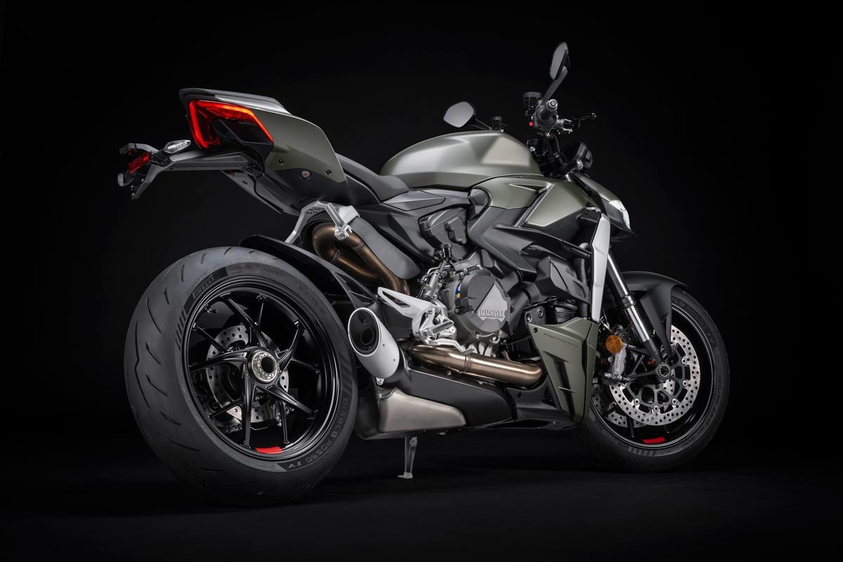 Fotos Ducati Streetfighter V2 Storm Green: ¿Realmente eres distinto?   