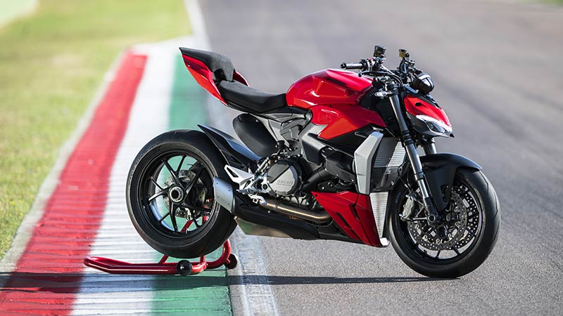Ducati Streetfighter V2 2022 02