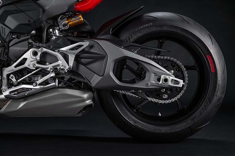 ducati streetrfighter v4 s 2025 02