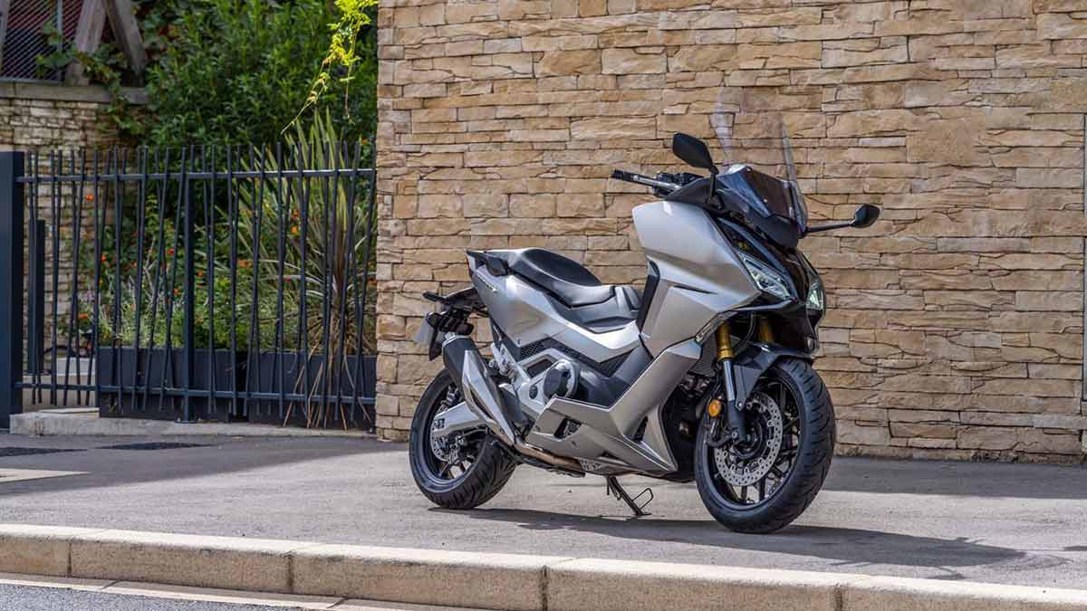 Premio Red Dot 2021 para el Honda Forza 750 (image)
