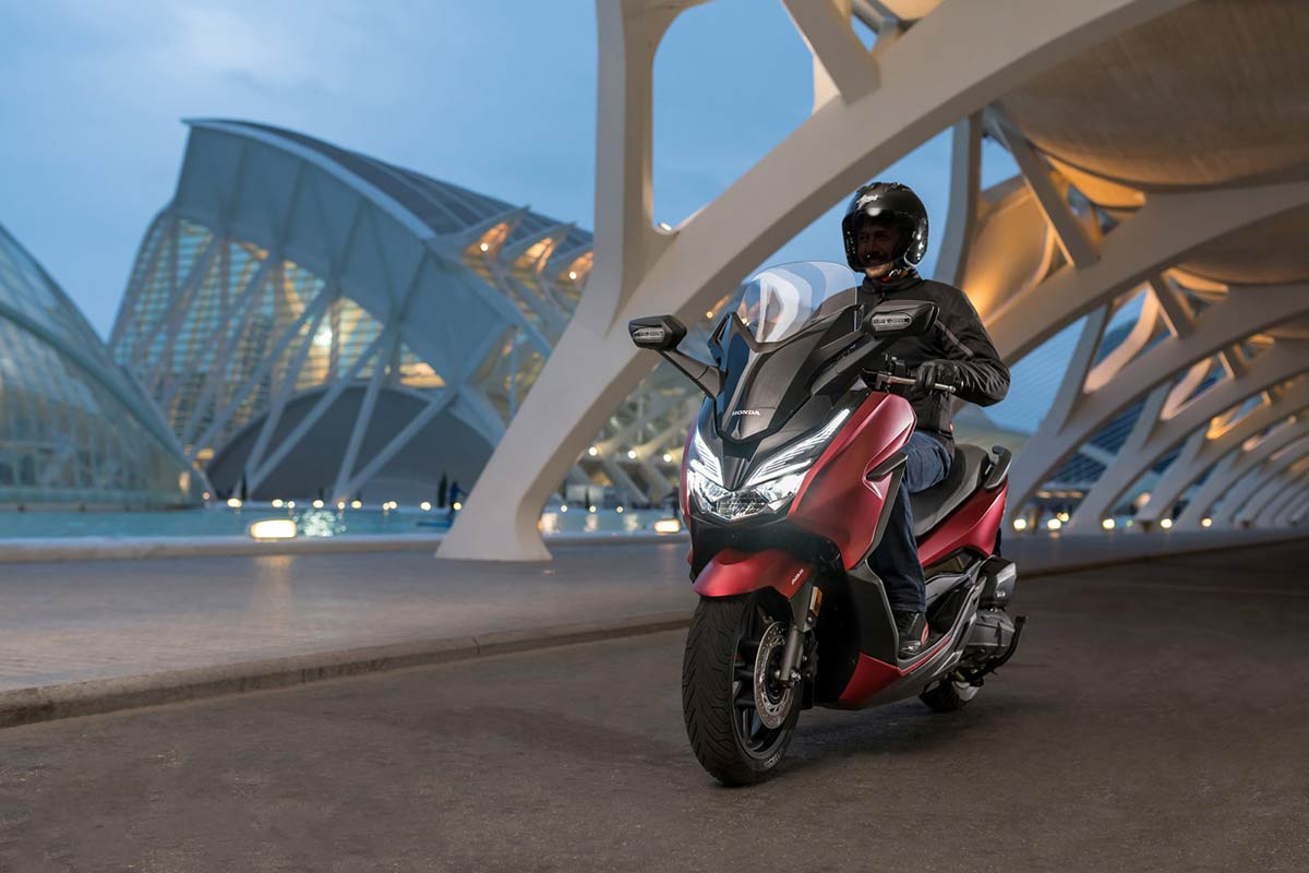 Hazte con un Honda Forza o PCX y no pagues nada hasta 2021 (image)