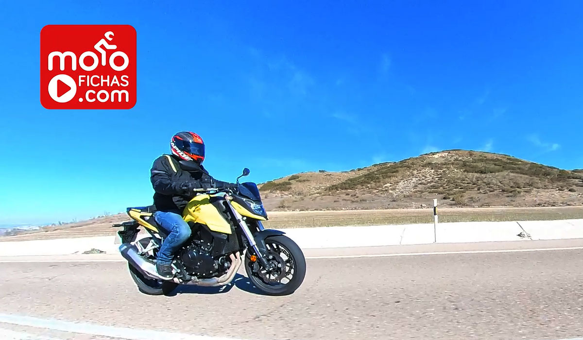 prueba video honda cb750 hornet 2023 4