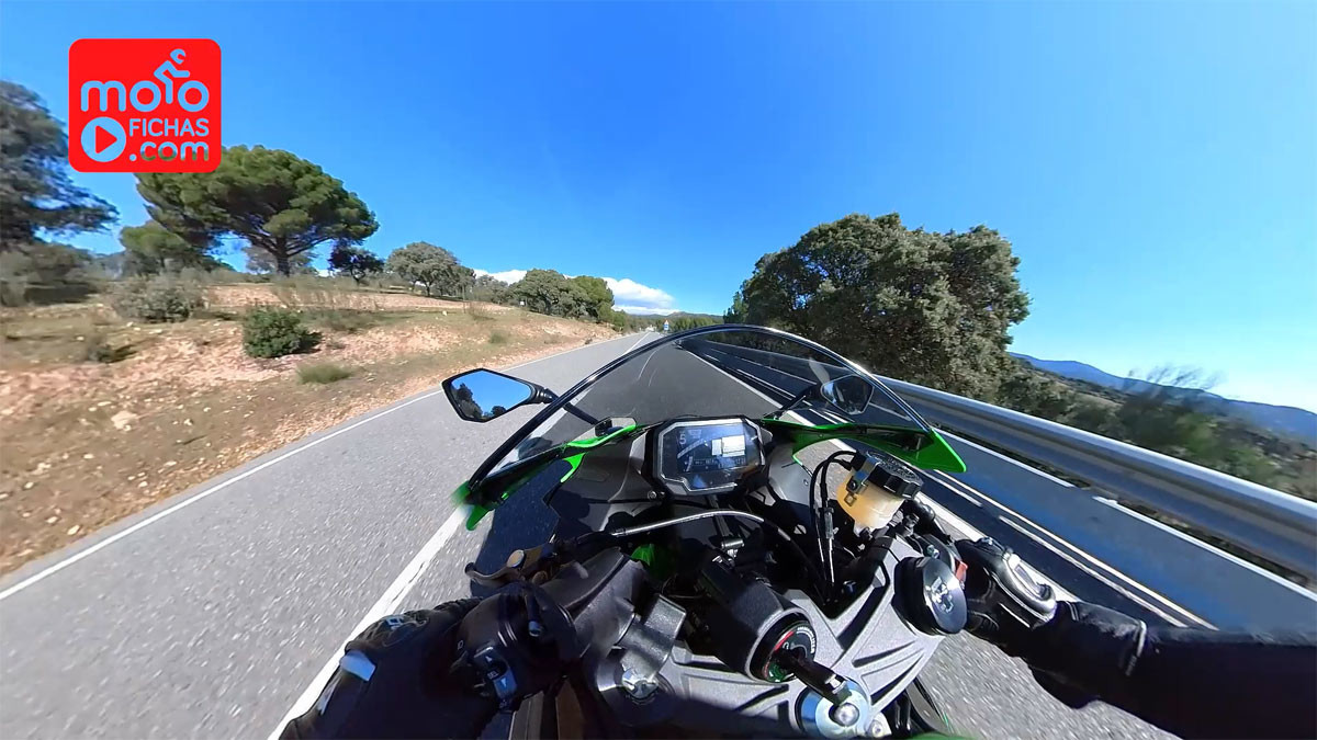 prueba video kawasaki ninja zx 6r 2024 3