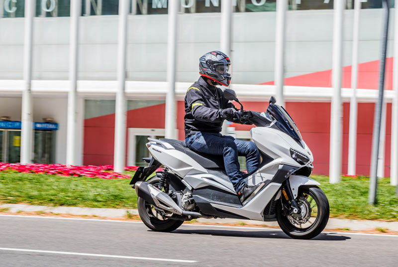 prueba keeway vieste 300 texto 1