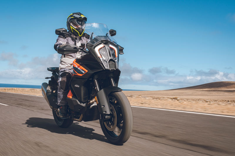 ktm 1290 super adventure s 2021 prueba accion carretera 03