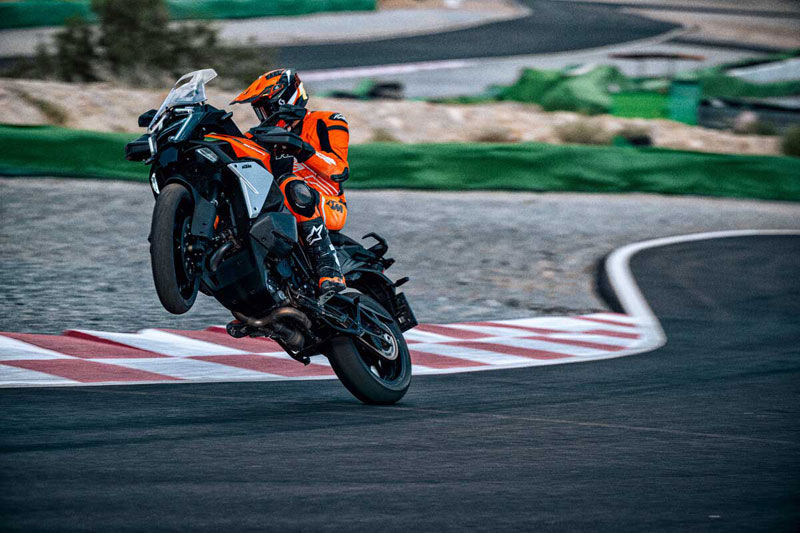 ktm 1390 super adventure s evo 2025 accion 4