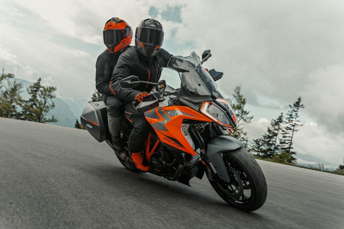 Fotos KTM sube la apuesta: 4 años de garantía para todas sus motos de carretera