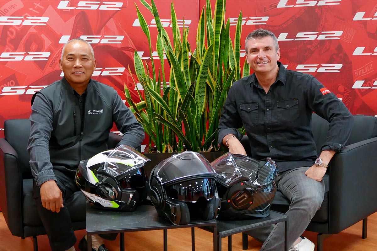 Fotos LS2 gana a SHARK la batalla legal sobre los cascos modulares