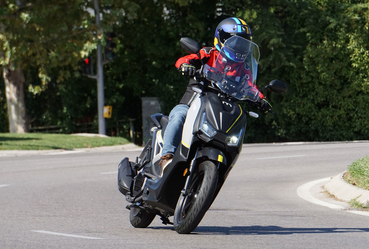 prueba mitt city vision 125 accion 1