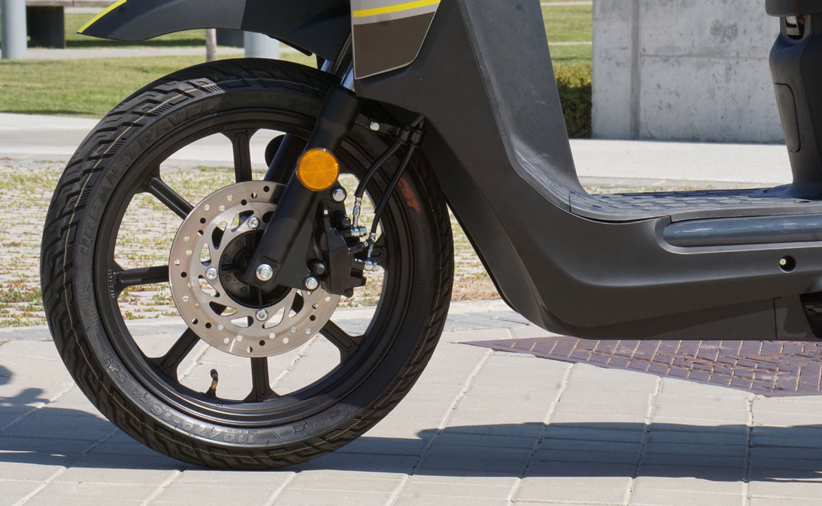 prueba mitt city vision 125 static 5