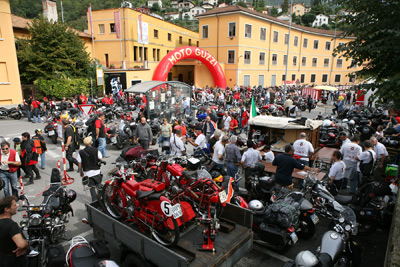 Fotos Puertas abiertas en la factoría Moto Guzzi, 12–14 septiembre