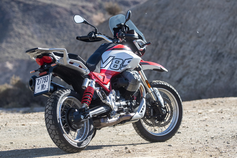 moto guzzi v85 tt 2024 prueba opinion