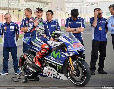 Fotos Movistar y Yamaha presentan las motos de Lorenzo y Rossi