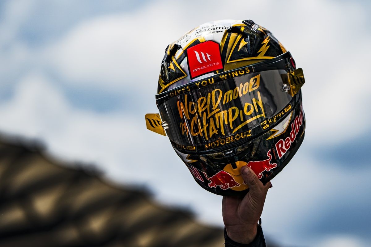 Los 10 mejores cascos deportivos de turismo de 2022 - Champion Helmets 