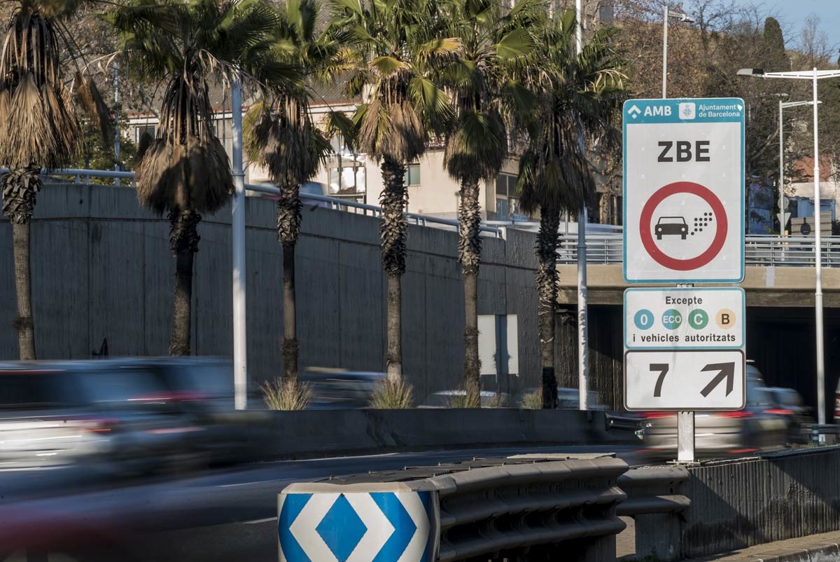 Fotos ZBE o el sacrificio inútil ¿Sirven de verdad para algo las zonas de bajas emisiones?
