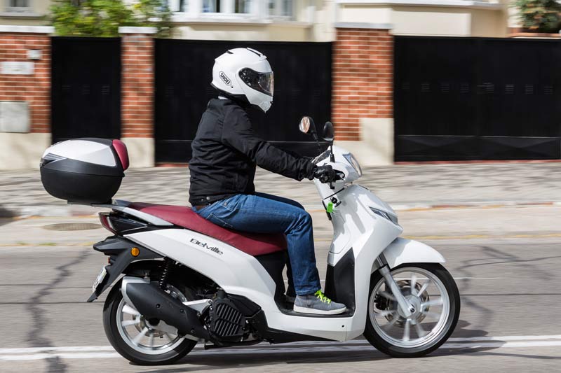 peugeot belville 125 prueba lateral